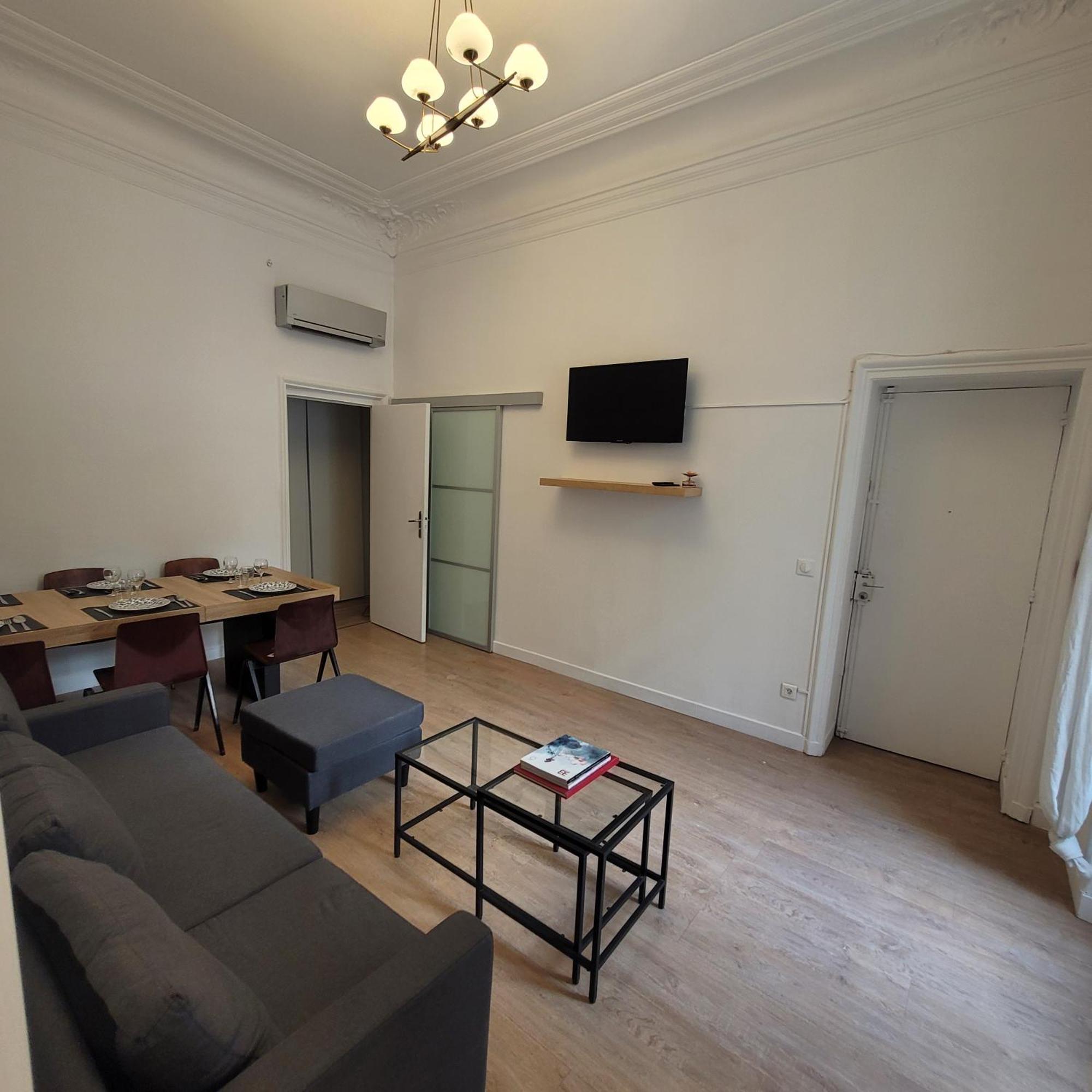 Bel Appartement Champs Elysees Avec 2 Chambres Paris Dış mekan fotoğraf