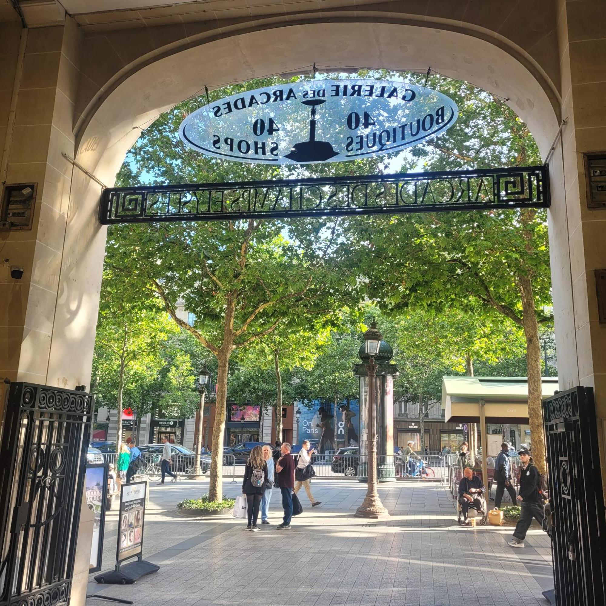 Bel Appartement Champs Elysees Avec 2 Chambres Paris Dış mekan fotoğraf